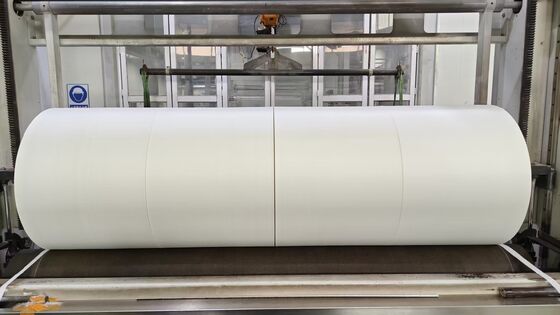 Premium Polyester-Viscose Spunlace Nonwoven untuk Substrate Wet Wipe & Produk Sanitasi ramah kulit Disesuaikan
